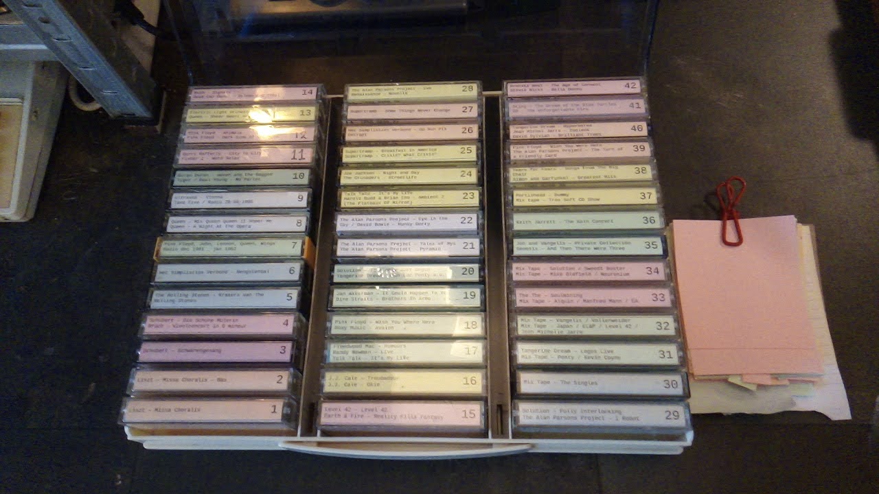 kleurige cassettebandjes